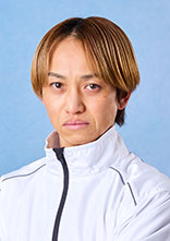 秋 山  直 之