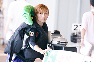 3845 中谷朋子