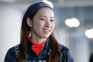 4347 魚谷香織