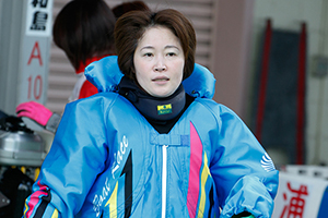 3470 新田芳美
