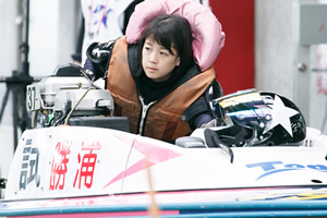 4884 勝浦真帆