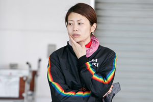 4464 山下友貴