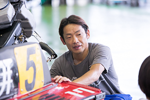 3959 坪井康晴