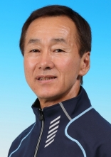 吉 田    稔
