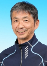 山崎　昭生