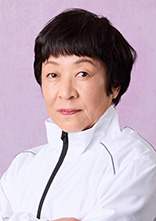 谷 川  里 江