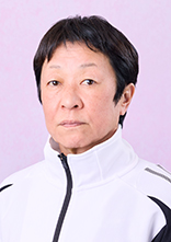 谷 川  里 江