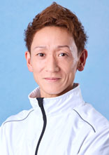 佐 藤    翼