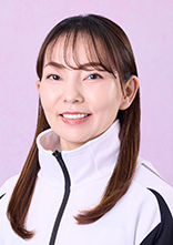 高田　　綾